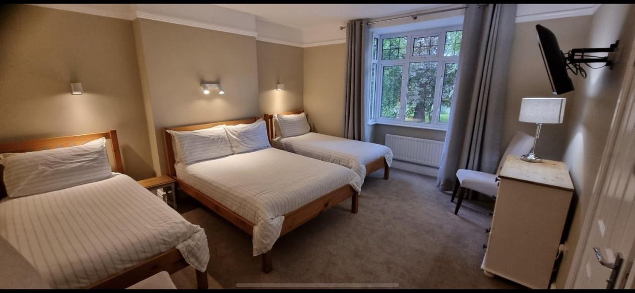 Salamander Guest House Стратфорд-апон-Эйвон Экстерьер фото