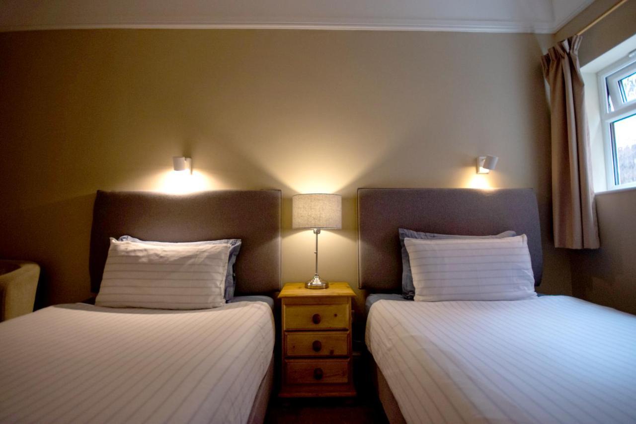 Salamander Guest House Стратфорд-апон-Эйвон Экстерьер фото
